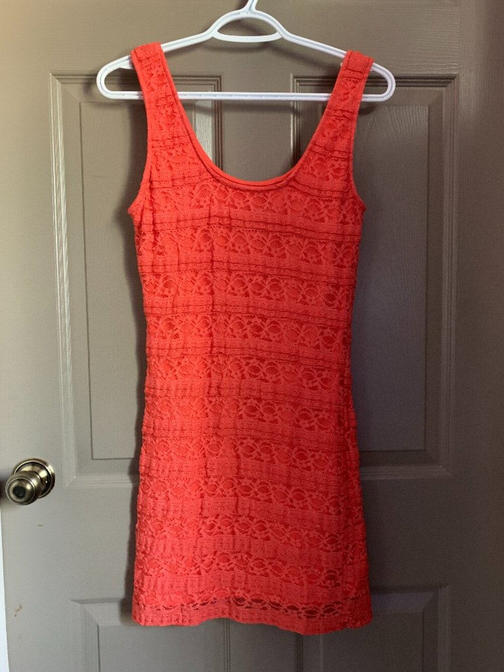 Streetwear Society Coral Lace Bodycon Mini Dress Size L Scoop Neck Going Out Y2K